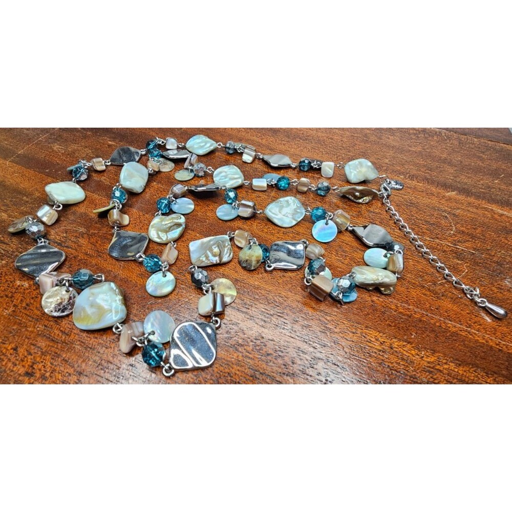 Lia Sophia “Ocean Air” Abalone Shell Silver Tone Long Beaded Necklace 43-46” EUC